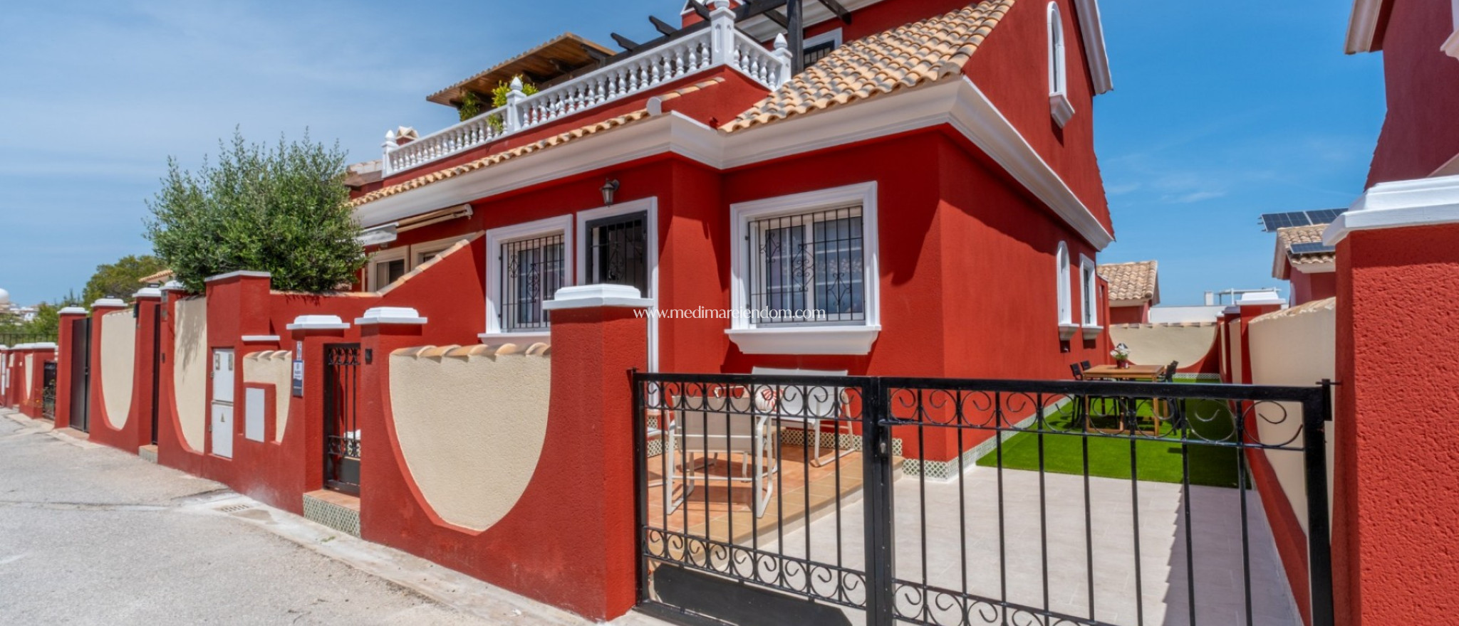 Verkauf - Freistehende Villa - Orihuela Costa - Villamartín