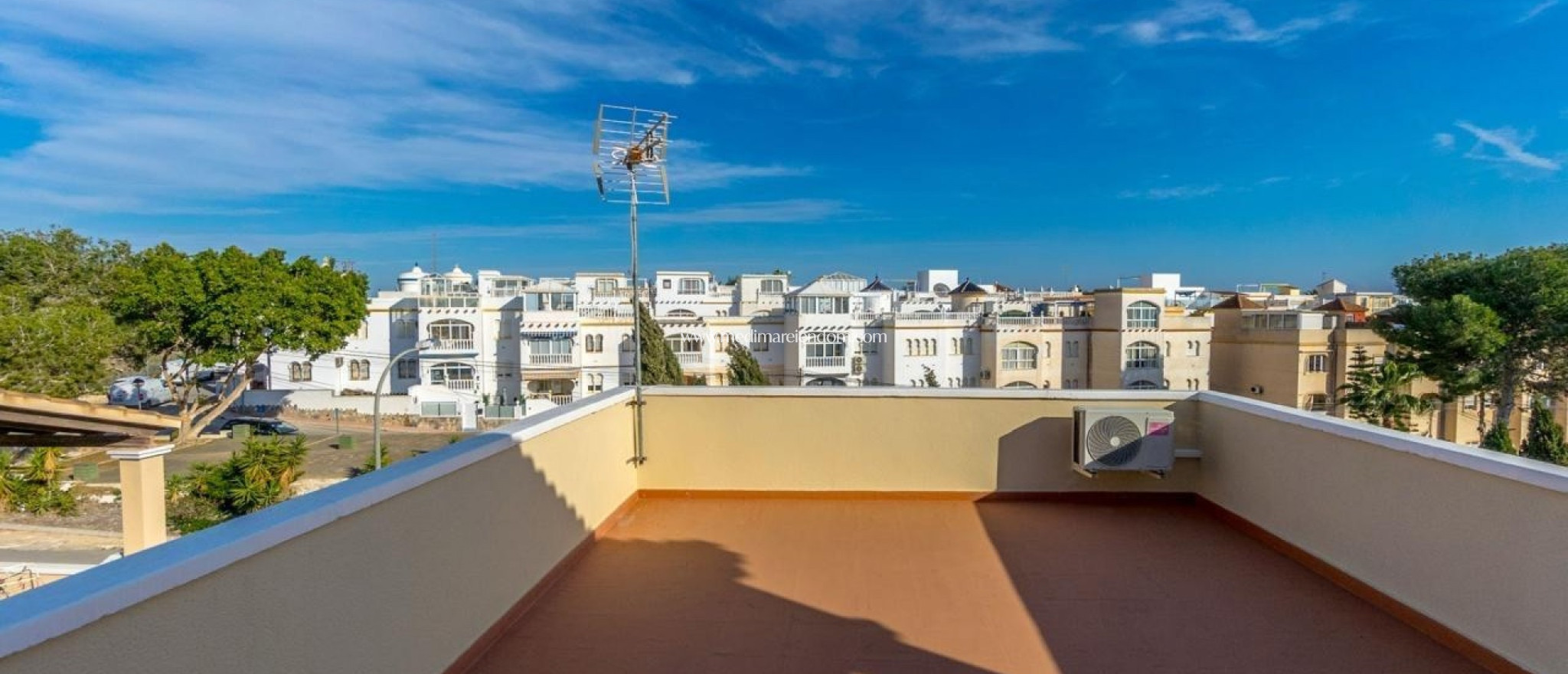 Verkauf - Freistehende Villa - Orihuela Costa - Villamartín