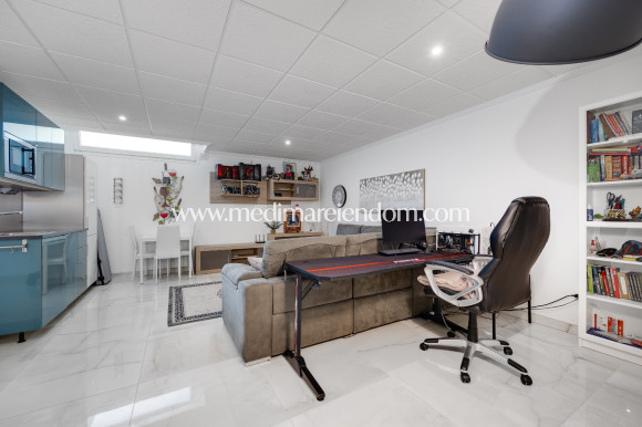 Verkauf - Freistehende Villa - Torrevieja