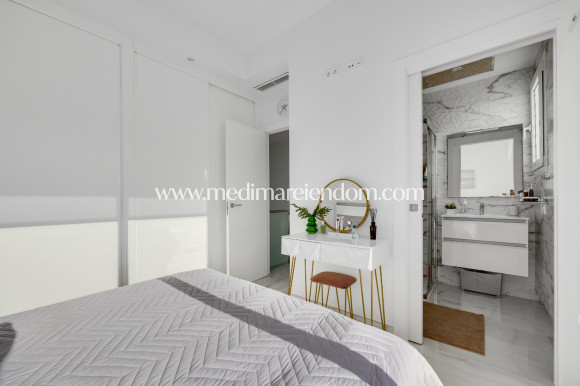 Verkauf - Freistehende Villa - Torrevieja