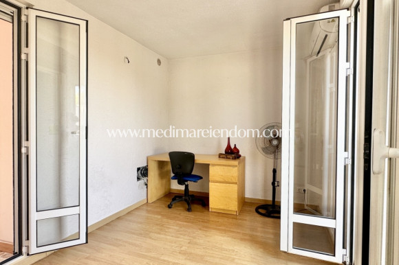 Verkauf - Stadthaus - Guardamar del Segura - Lomas de Polo-Pinomar