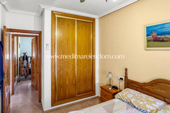 Verkauf - Stadthaus - Orihuela Costa - Los Almendros-La Florida
