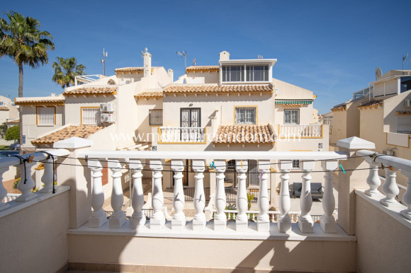 Verkauf - Stadthaus - Orihuela Costa - Playa Flamenca