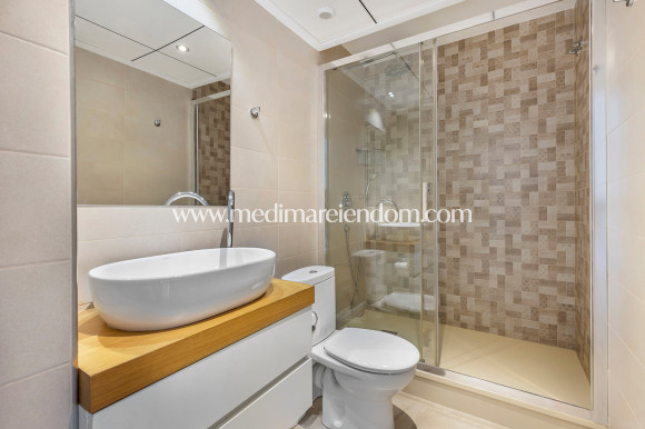 Verkauf - Villa - Orihuela Costa