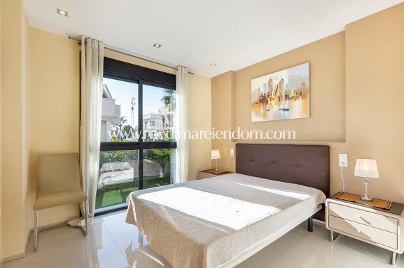 Verkauf - Villa - Orihuela Costa