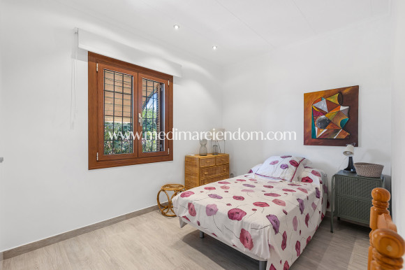 Verkauf - Villa - Orihuela - Orihuela Costa