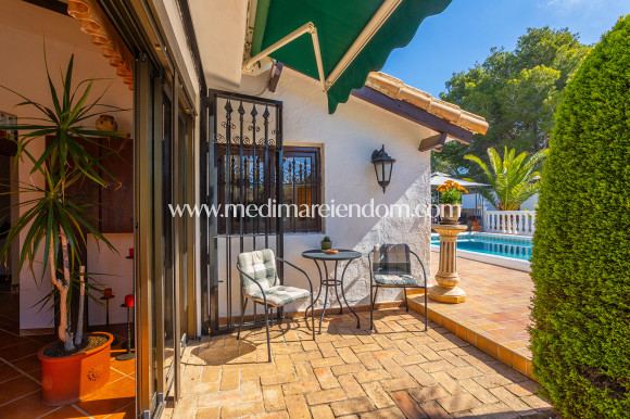 Verkauf - Villa - Orihuela - Orihuela Costa