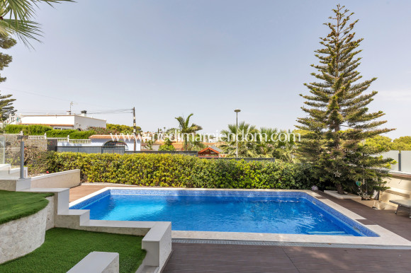 Verkauf - Villa - Torrevieja - Los Balcones