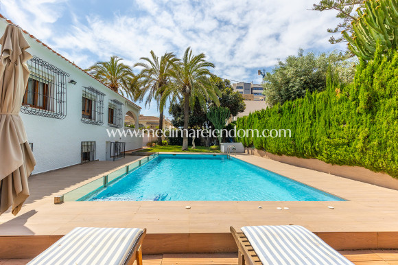 Verkauf - Villa - Torrevieja - Rocio del Mar