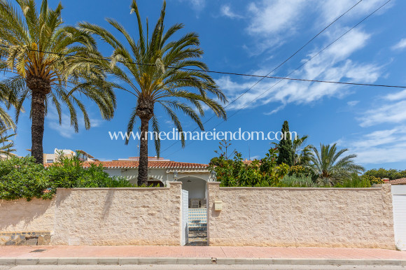 Verkauf - Villa - Torrevieja - Rocio del Mar