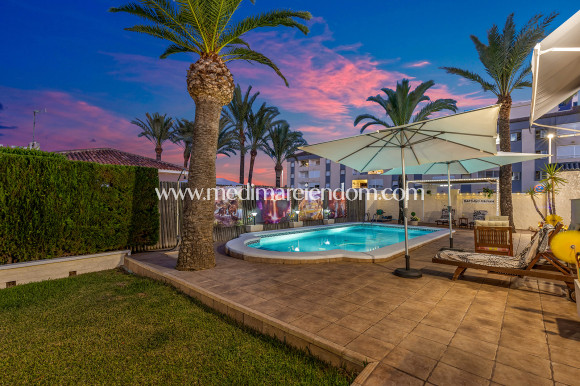 Verkauf - Villa - Torrevieja - Rocio del Mar