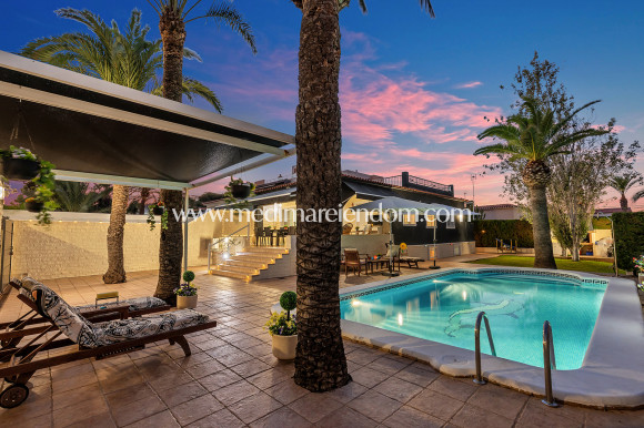 Verkauf - Villa - Torrevieja - Rocio del Mar