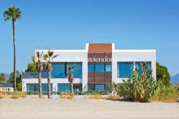 Villa - Nieuw gebouw - Estepona - M7760