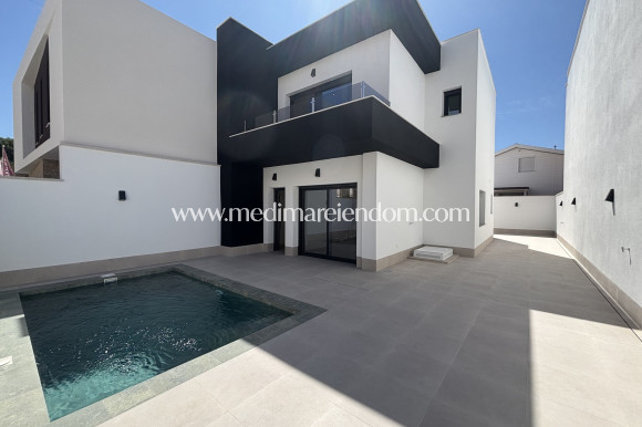 Villa - Nybyggnad - Heredades - NB-69563