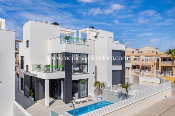 Villa - Nybyggnad - Orihuela Costa - M6828