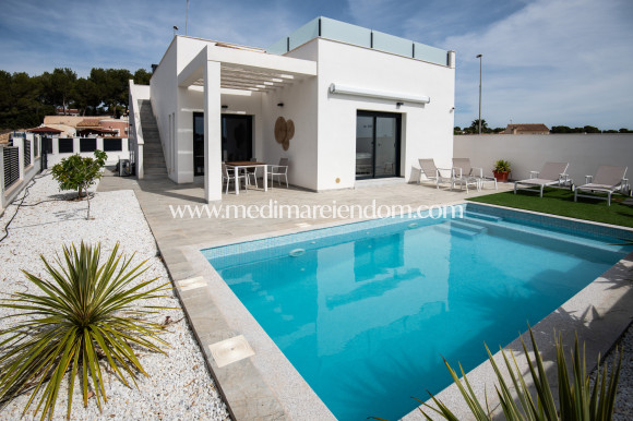 Villa - Nybyggnad - Pinar de Campoverde - Pinar de Campoverde