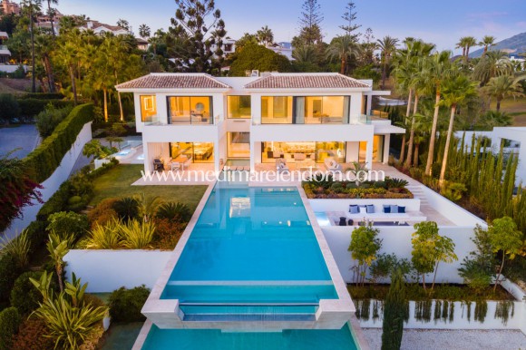 Villa - Reventa - Nueva Andalucia - M8364