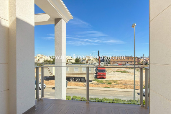 Вторичный рынок - Апартаменты - Orihuela Costa - La Zenia