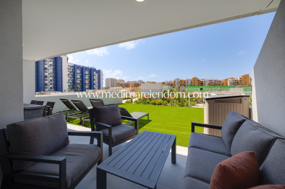 Вторичный рынок - Апартаменты - Orihuela Costa - Punta Prima