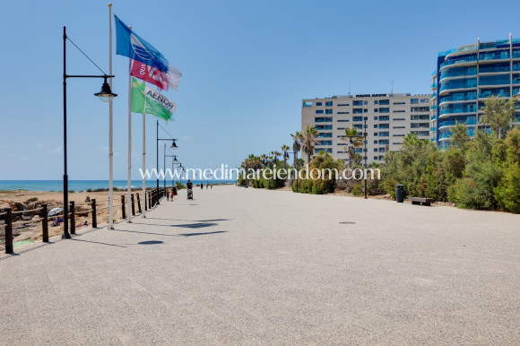 Вторичный рынок - Апартаменты - Orihuela Costa - Punta Prima