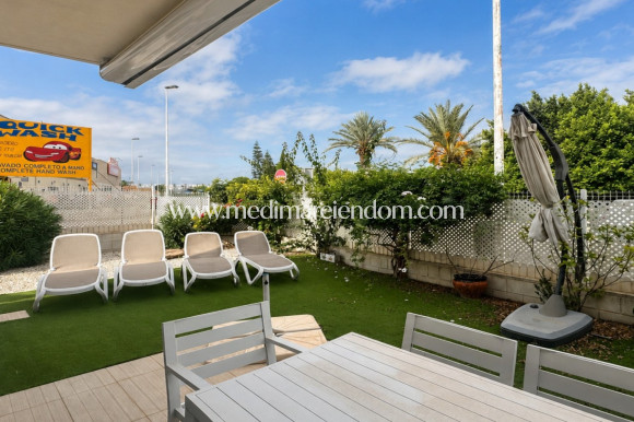 Вторичный рынок - Апартаменты - Orihuela Costa - Punta Prima