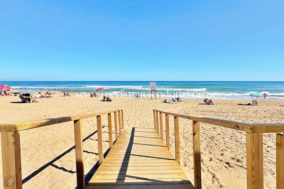 Вторичный рынок - Апартаменты - Torrevieja - La Mata