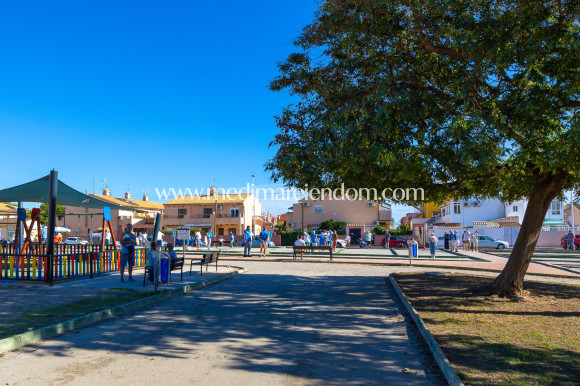 Вторичный рынок - Апартаменты - Torrevieja - Playa De Los Locos