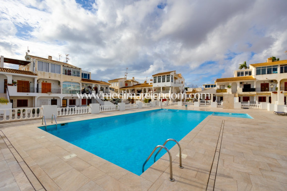 Вторичный рынок - Апартаменты - Torrevieja - Playa De Los Locos