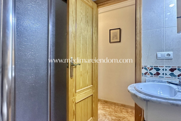 Вторичный рынок - Апартаменты - Torrevieja - Playa del Cura