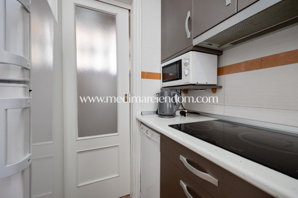 Вторичный рынок - Апартаменты - Torrevieja - Playa Del Cura
