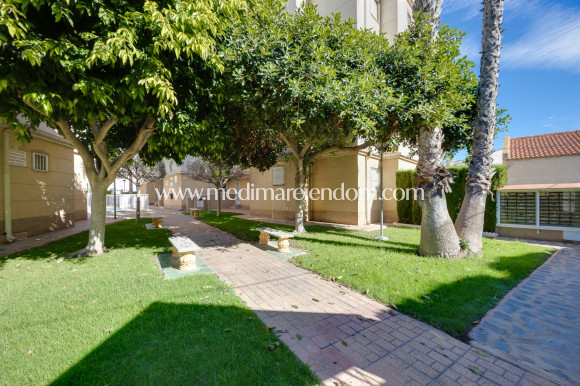 Вторичный рынок - Апартаменты - Torrevieja - Playa Del Cura