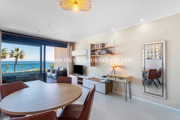 Вторичный рынок - Апартаменты - Torrevieja - Punta Prima