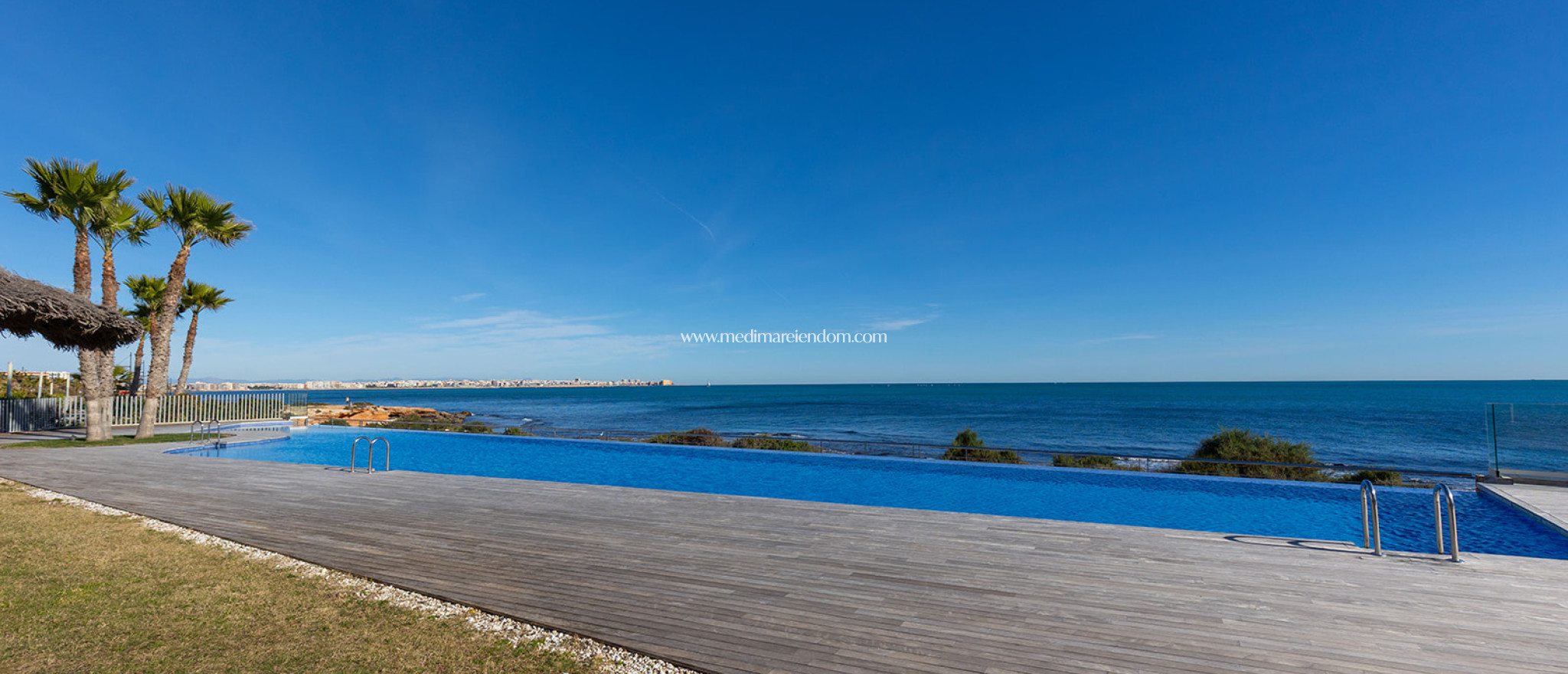 Вторичный рынок - Апартаменты - Torrevieja - Punta Prima