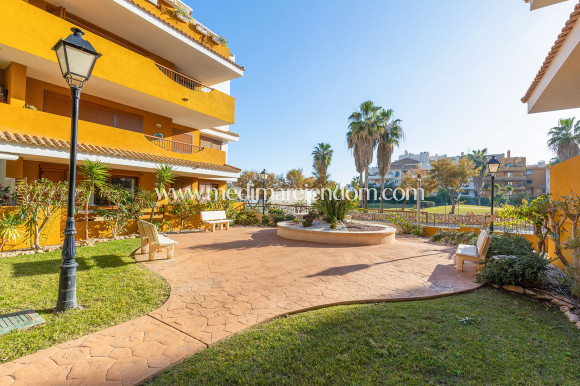 Вторичный рынок - Апартаменты - Torrevieja - Punta Prima