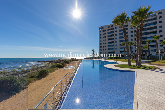 Вторичный рынок - Апартаменты - Torrevieja - Punta Prima