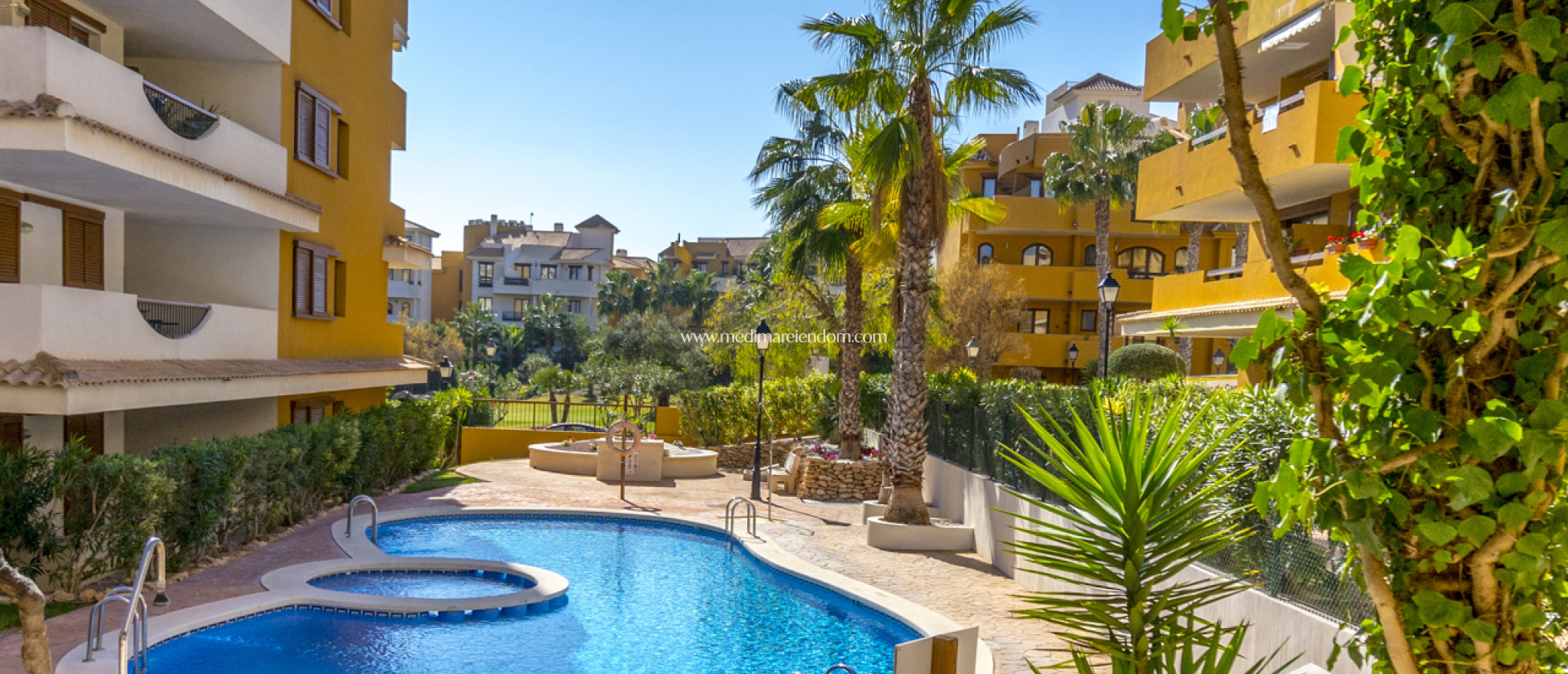 Вторичный рынок - Апартаменты - Torrevieja - Punta Prima
