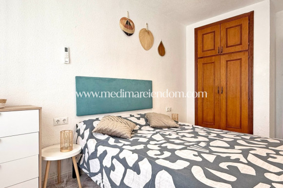 Вторичный рынок - Апартаменты - Torrevieja - Torrelamata - La Mata