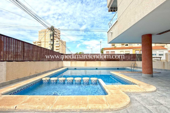 Вторичный рынок - Апартаменты - Torrevieja