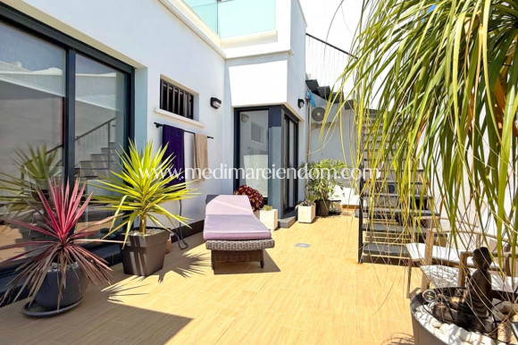 Вторичный рынок - Bungalow - Orihuela Costa - Lomas de Cabo Roig