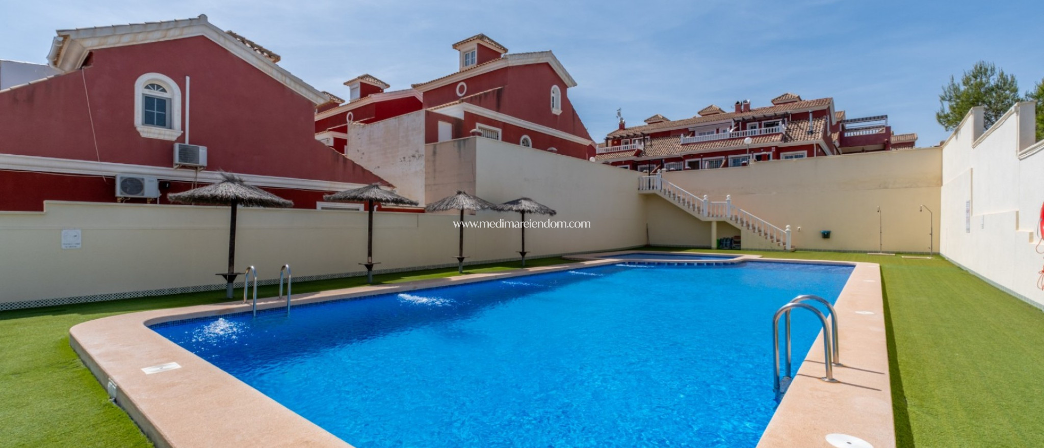Вторичный рынок - Отдельная вилла - Orihuela Costa - Villamartín