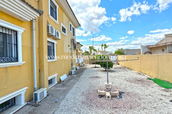 Вторичный рынок - Отдельно стоящая вилла - Torrevieja - Los Balcones - Los Altos del Edén