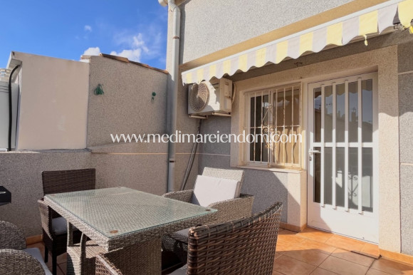 Вторичный рынок - Таунхаус - Torrevieja - La Siesta - El Salado -  Torreta