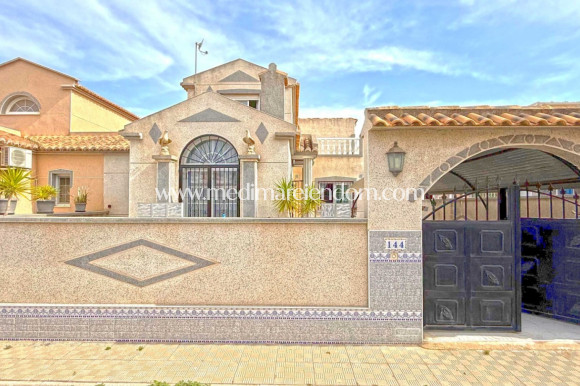 Вторичный рынок - Таунхаус - Torrevieja - Torreta Florida