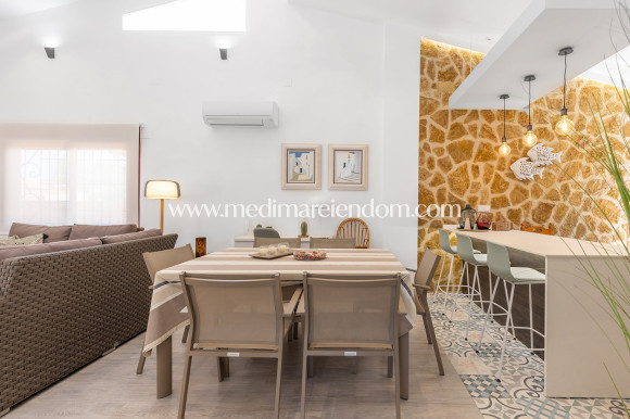 Вторичный рынок - Виллы - Orihuela - Orihuela Costa