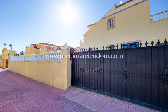 Вторичный рынок - Виллы - Orihuela - Villamartin