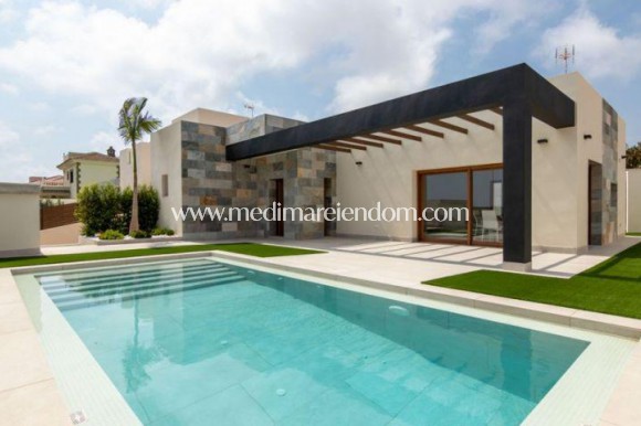 Willa - Nowo zbudowane - Torrevieja - M-14447