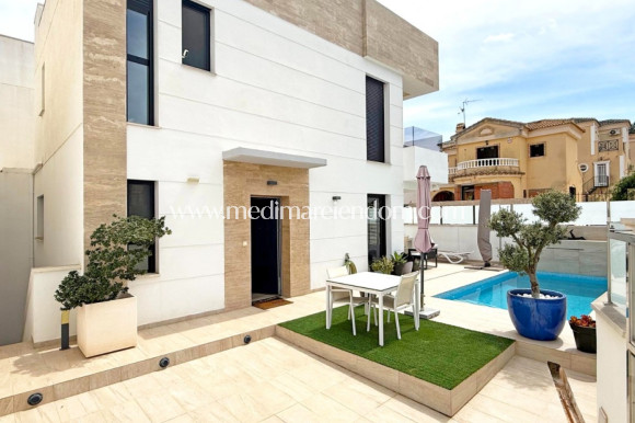 Wolnostojąca willa - Odsprzedaż - Orihuela Costa - Villamartín