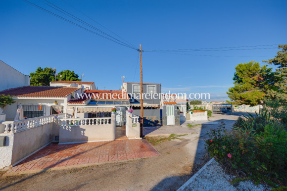 Tweedehands - Geschakelde Woning - Torrevieja - Torretas