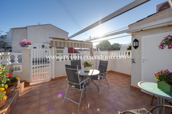 Tweedehands - Geschakelde Woning - Torrevieja - Torretas