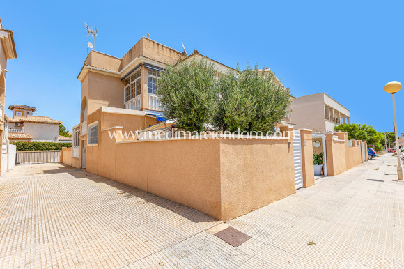 Odsprzedaż - Apartament - Orihuela Costa - La Zenia